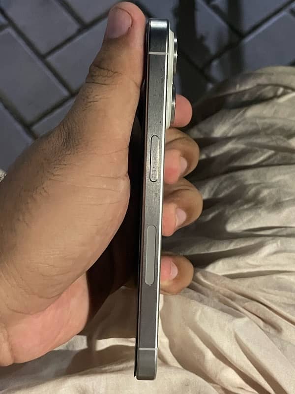 iPhone 15 pro 512gb Jv 6