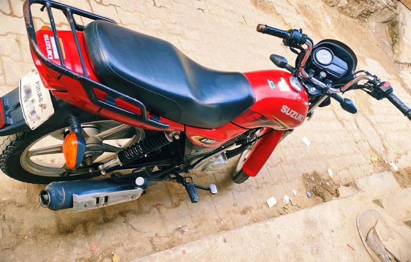 Suzuki Gd 110S bike for sale 4