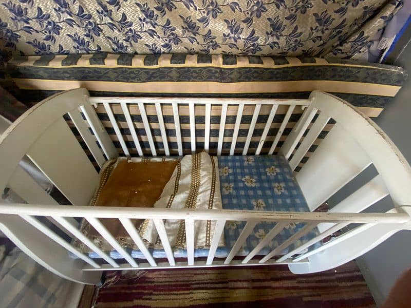 Child cot with mattress and music box mobile 1