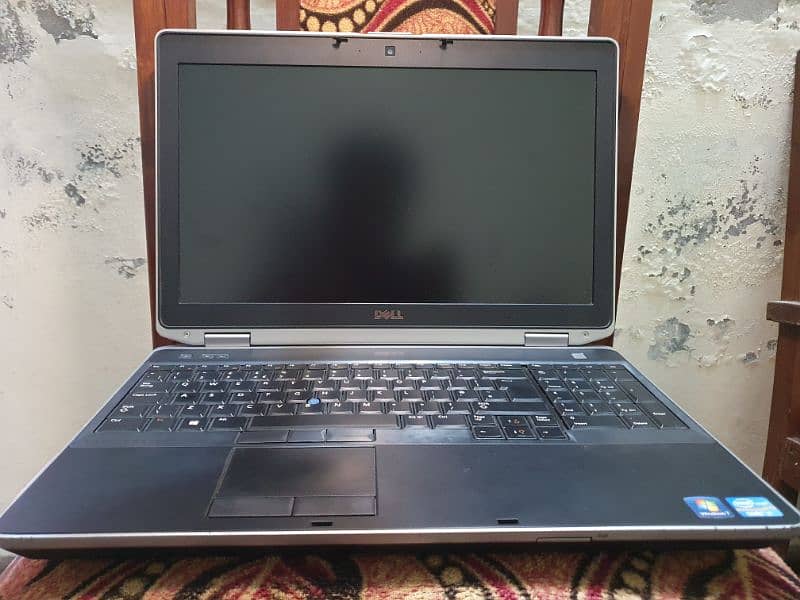 DELL LATITUDE E6530 COREi7 5