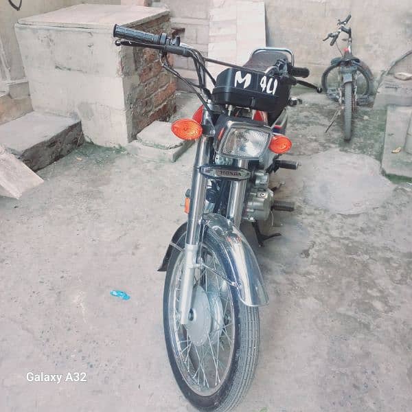 Honda 125 8