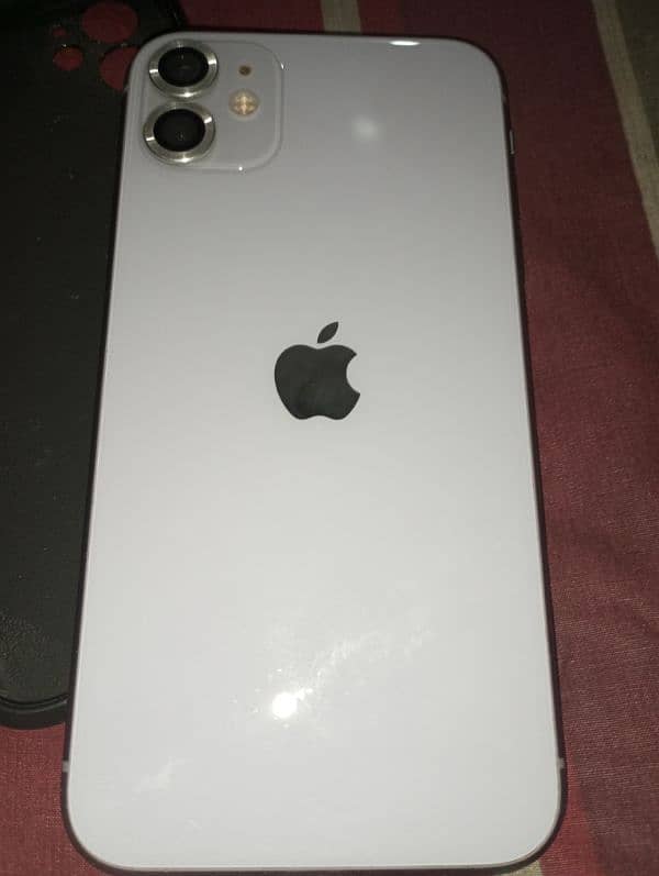 i phone 11 jv purple colour 10/10 64gb with accessories(text whatsapp) 1