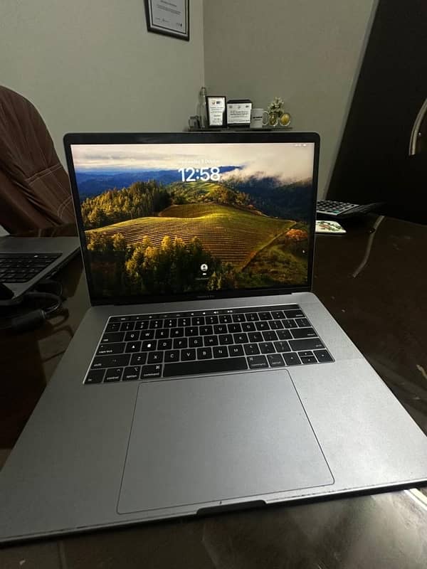 Apple MacBook Pro 2019 Core i9 3