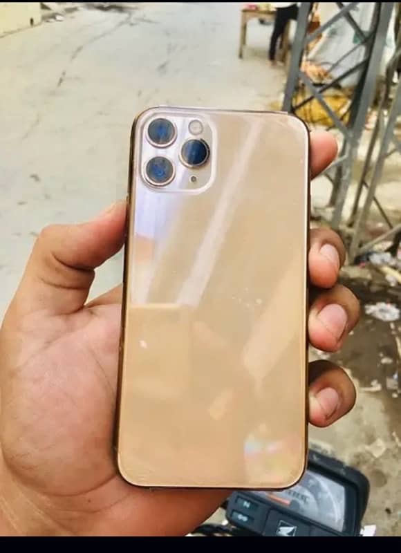 Iphone 11 pro Gold 64 gb dual pta approved 0