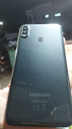 samsung a11 2gb 32gb with box charger 0