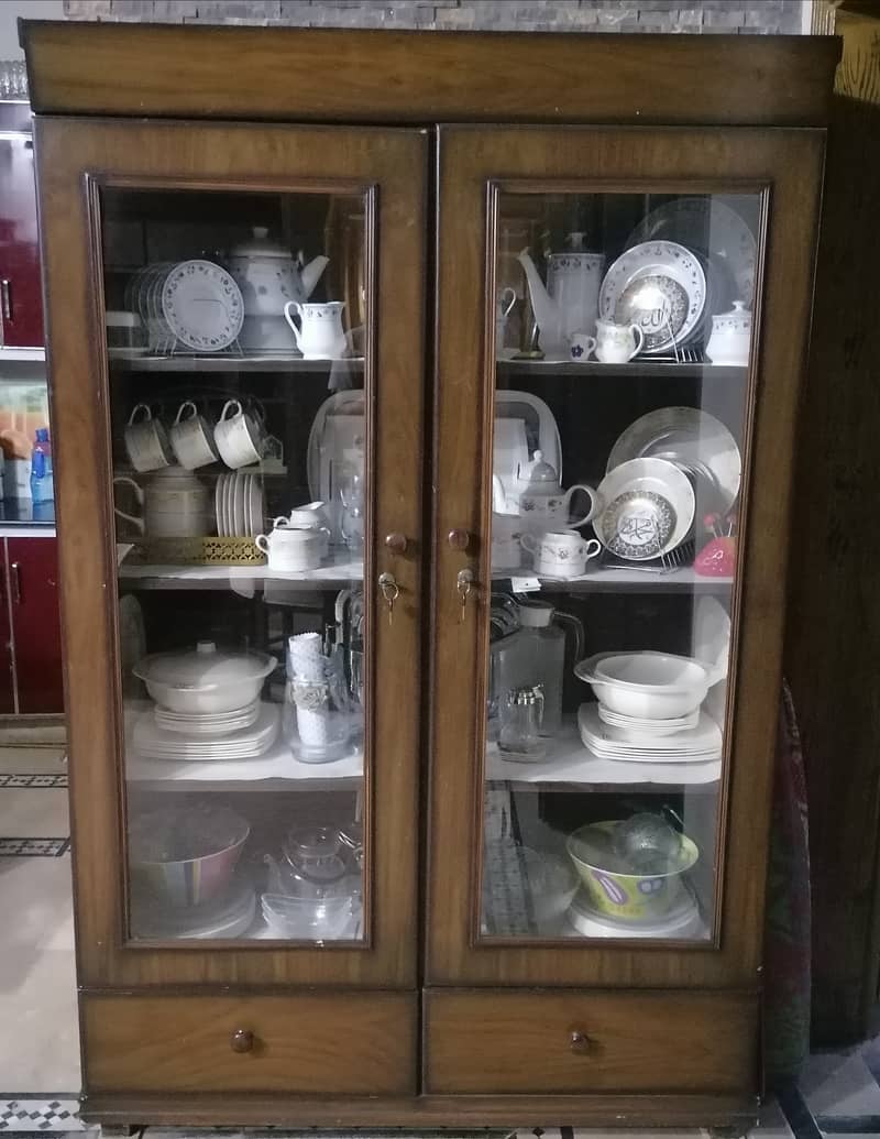 Showcase in good condition 19k Ghauri town phase 7 0