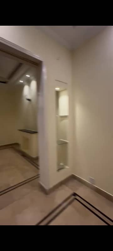 1 kanal house for rent in gulberg for family and female students+jobholder and office software house+ call centre 12