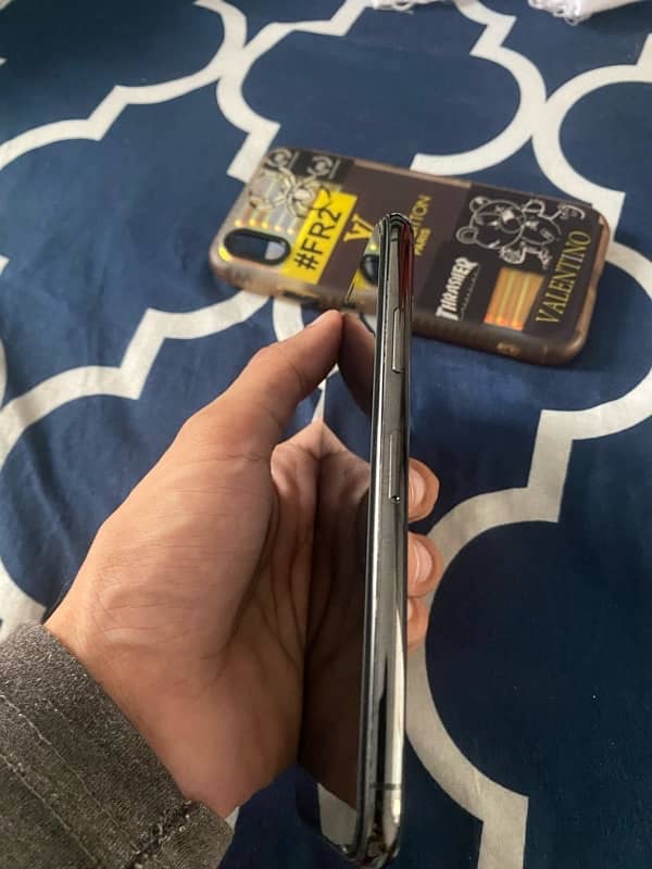 iphone Xs 256gb PTA approved 5