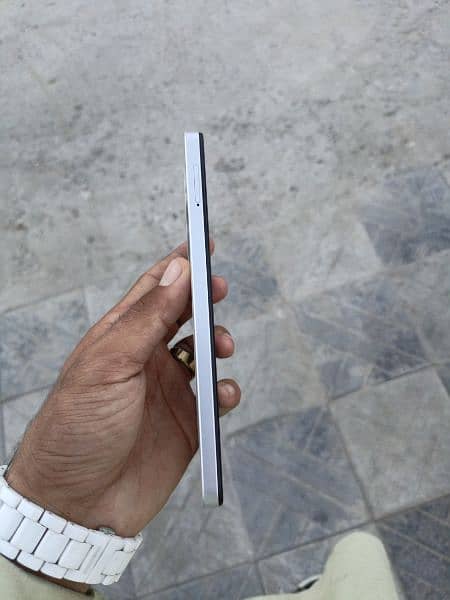 infinix smart 8pro urgent sell 03493137121 4