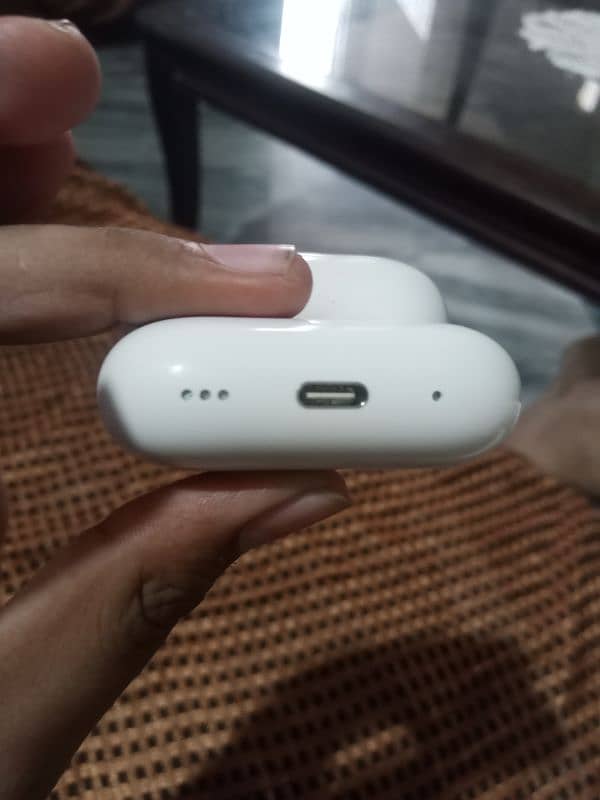 Airpods Pro 2nd Generation TYPE C Made In USA ONLY BOX OPEN 4