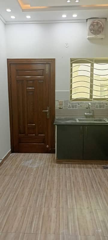 10 Marla Upper Portion Available For Rent, 3 Bed Room With attached Bath, Drawing Dinning, Kitchen, T. V Lounge, Servant Quarter 2