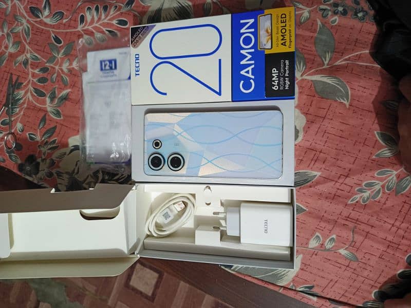 tecno camon 20 8+8gb 256gb 5000 mah B 4