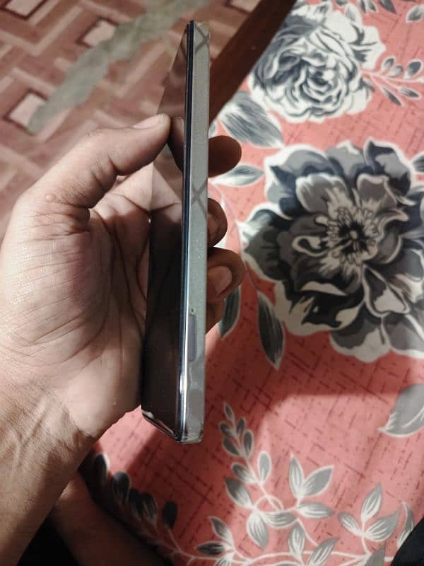 tecno camon 20 8+8gb 256gb 5000 mah B 13