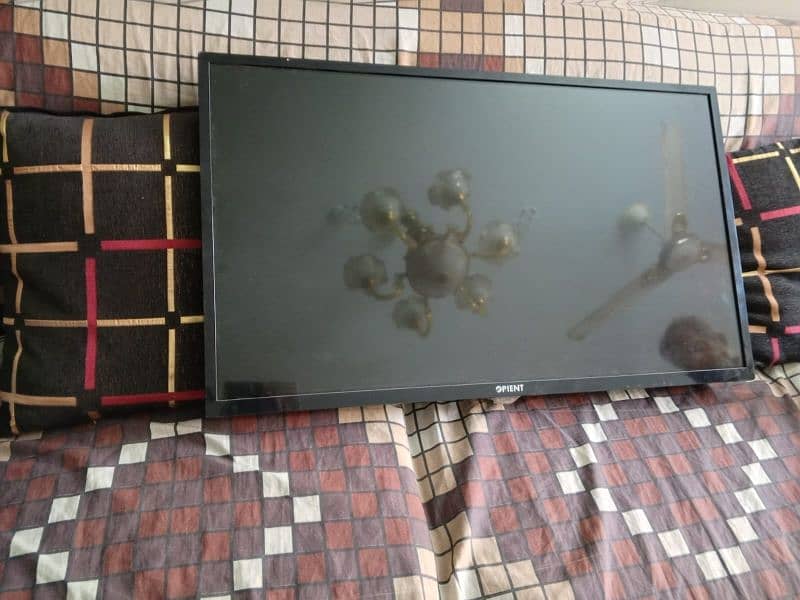 orient 32inch led tv 0