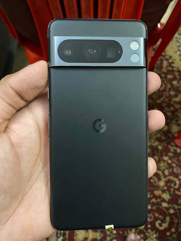 Google pixel 8 pro 1