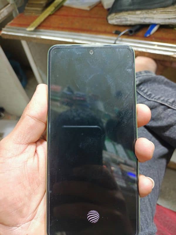 VIVO Y 100 new only back damage exchange only iphone 5