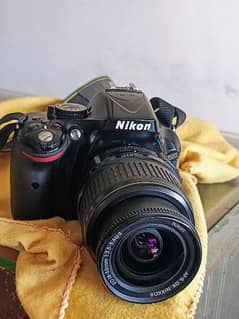 Nikon d5200 excellent Condition with 18 55 original Nikon lens