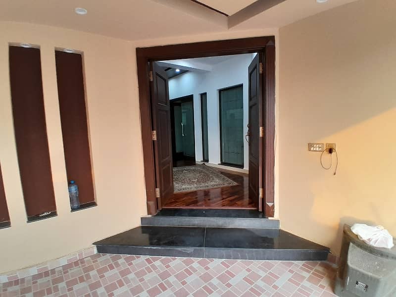 10 Marla House For Sale In DHA Phase-5 Block-L 7