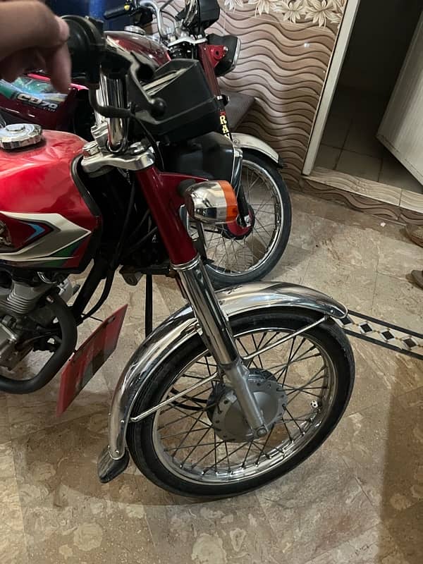 honda 125 all oky koi kam ni hona wal 2