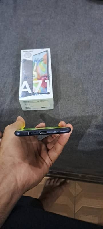 samsung a71 8/128 complete box 3