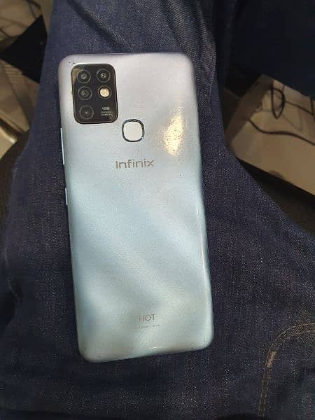 Infinix Hot 10 1