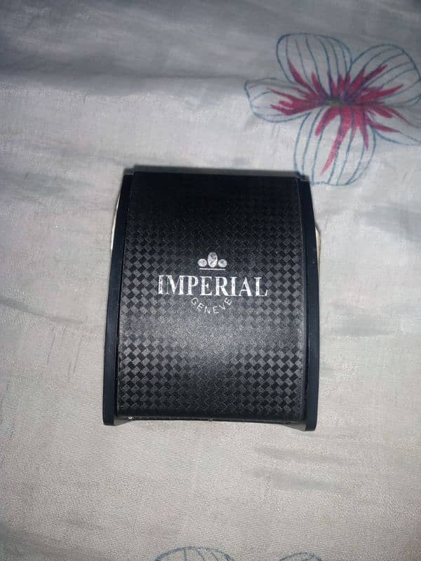 imperial watch for sale front glass is cracked 0