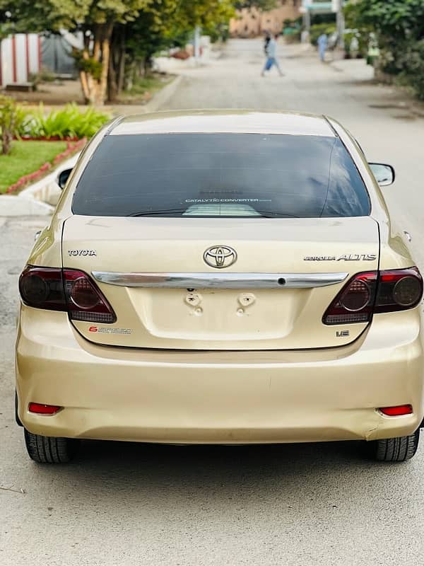 Toyota Corolla Altis 1.6 2012 Manual Mint Condition 7