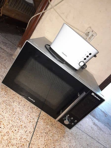 Dawlance Microwave and Toaster for sale 6