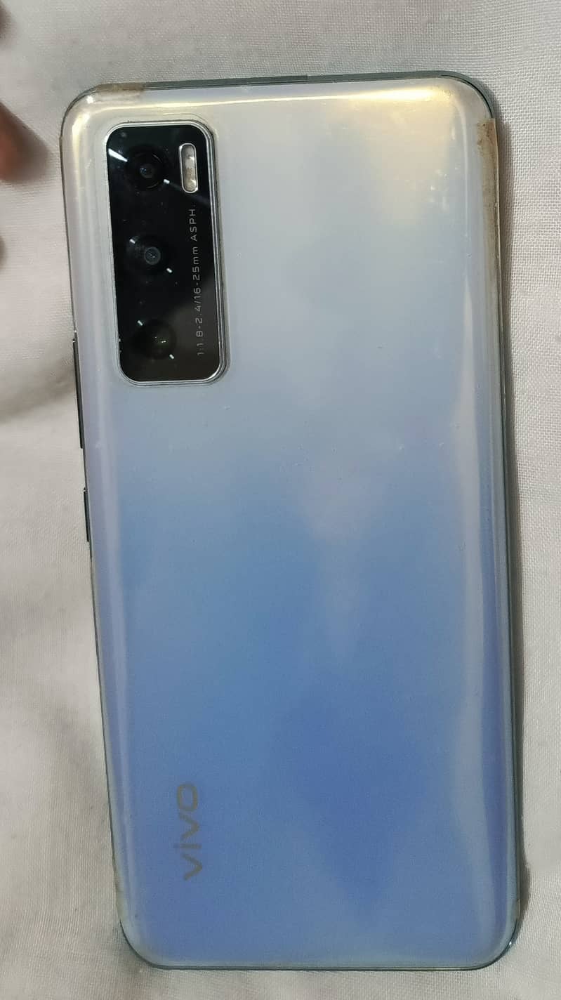 Vivo v20SE  9/10 8/128 RAM ROM Awesome condition.  Full genuine 4