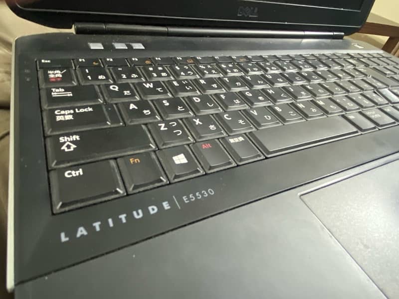 dell latitude E5530 4