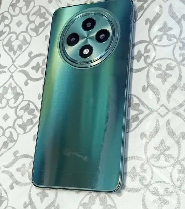 Oppo Reno F12 2