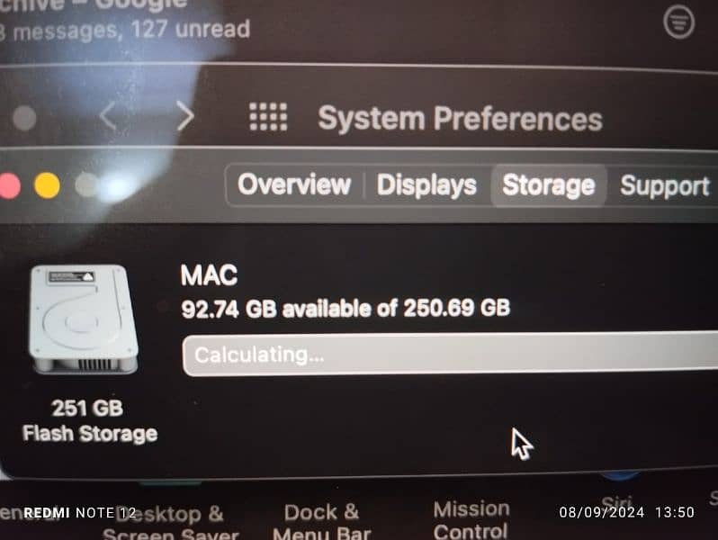 selling my mac book pro 2016 model 8 gb /560 gb 1