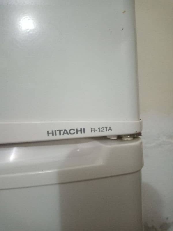 Hitachi R. 12Ta 1