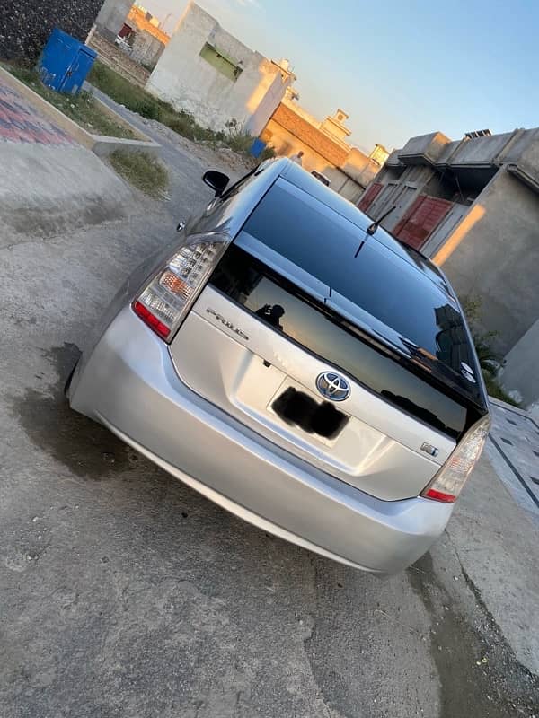 Toyota Prius 2010 3