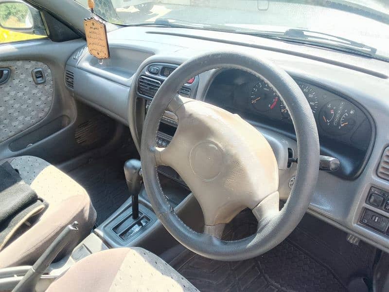 Suzuki Baleno 2003 9