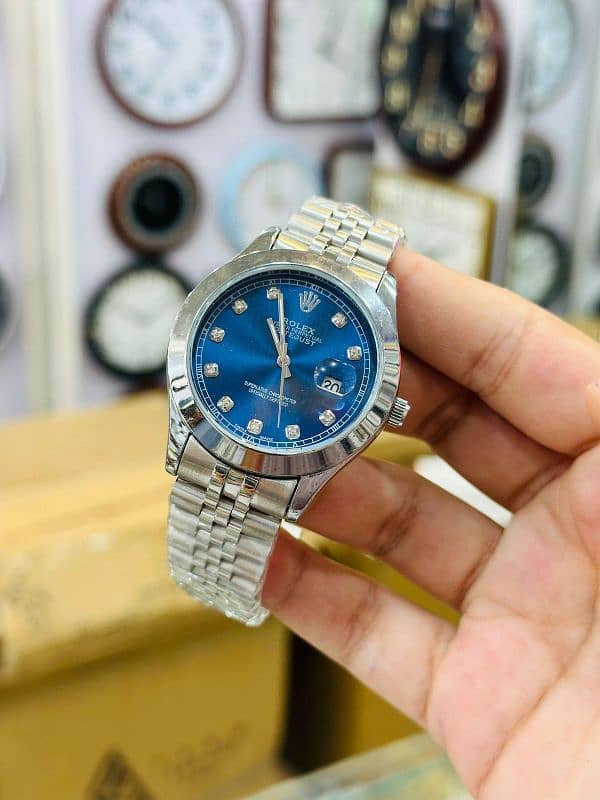 I am selling branded watches at hole sale price 11