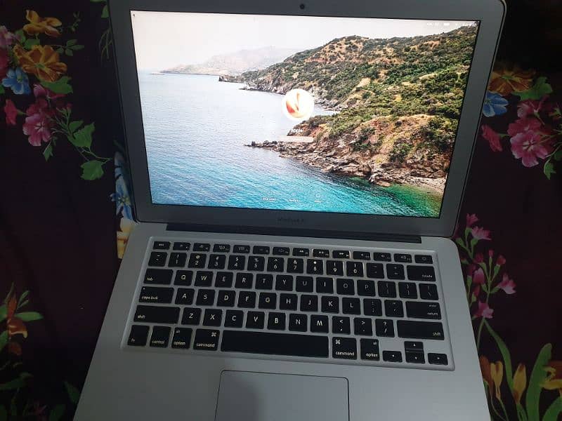 Macbook Air 2014 8/256 5