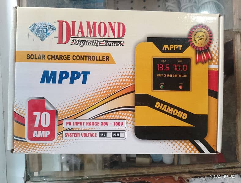 70 AMPERE 2200 watts hybrid mppt solar charge controller 7