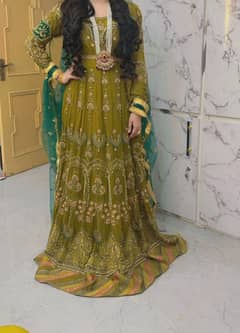 mehndi bridal dress