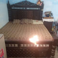 Bed with foam for sale and 2 side table 0