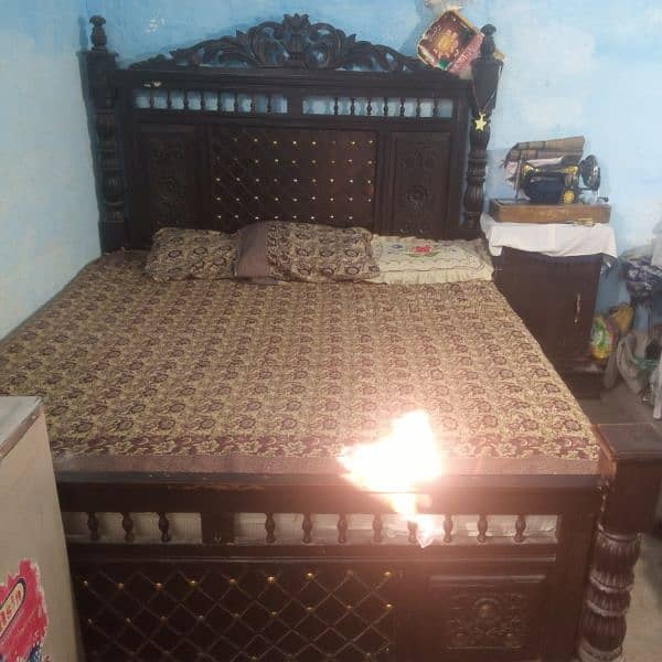 Bed with foam for sale and 2 side table 2