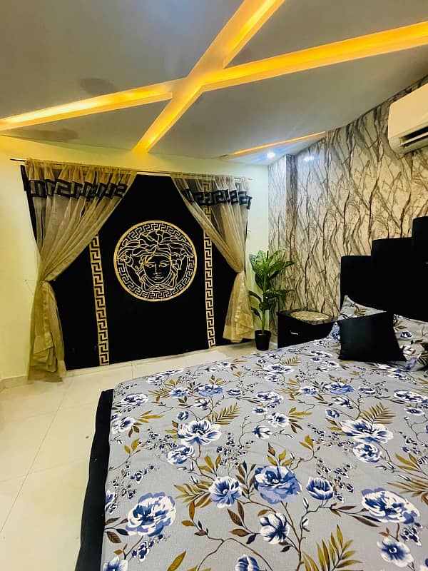 One bedroom VIP apartment for rent on daily basis in bahria town 10