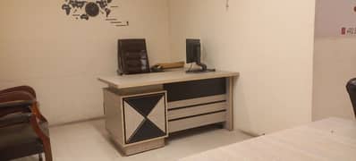 3 months used office furniture for sale in Reasonable price