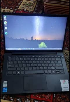 lenovo Core i5 12th Gen 8GB 256GB SSD  Full HD 10/10 conditions