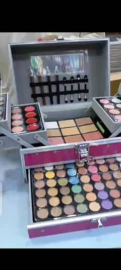 make up kit