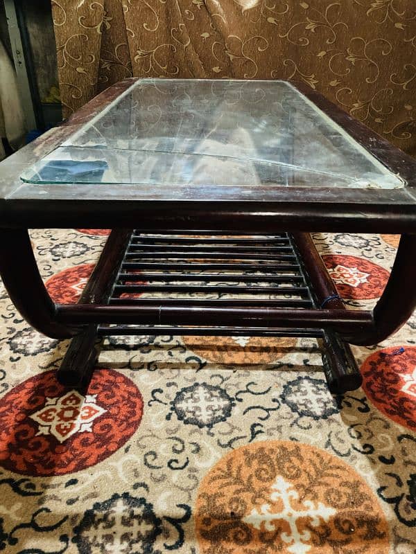 Pure Wooden Center Table For sale  Shisha Side se tota hai 2