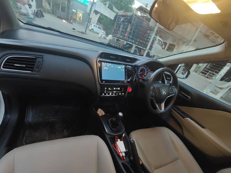 Honda City Aspire 1.5L M/T 6