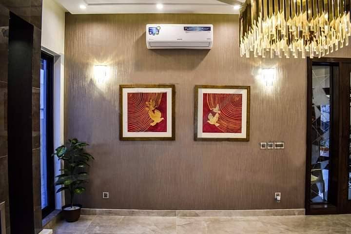 1 kanal Full House Is Available For Rent In DHA Phase 5 Lahore At Super Hot Location. 22