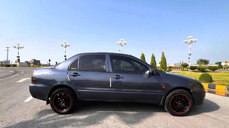 Mitsubishi Lancer 2005 sports 4