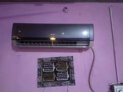 Gree DC inverter heat and cool Fully functional 1.5 ton